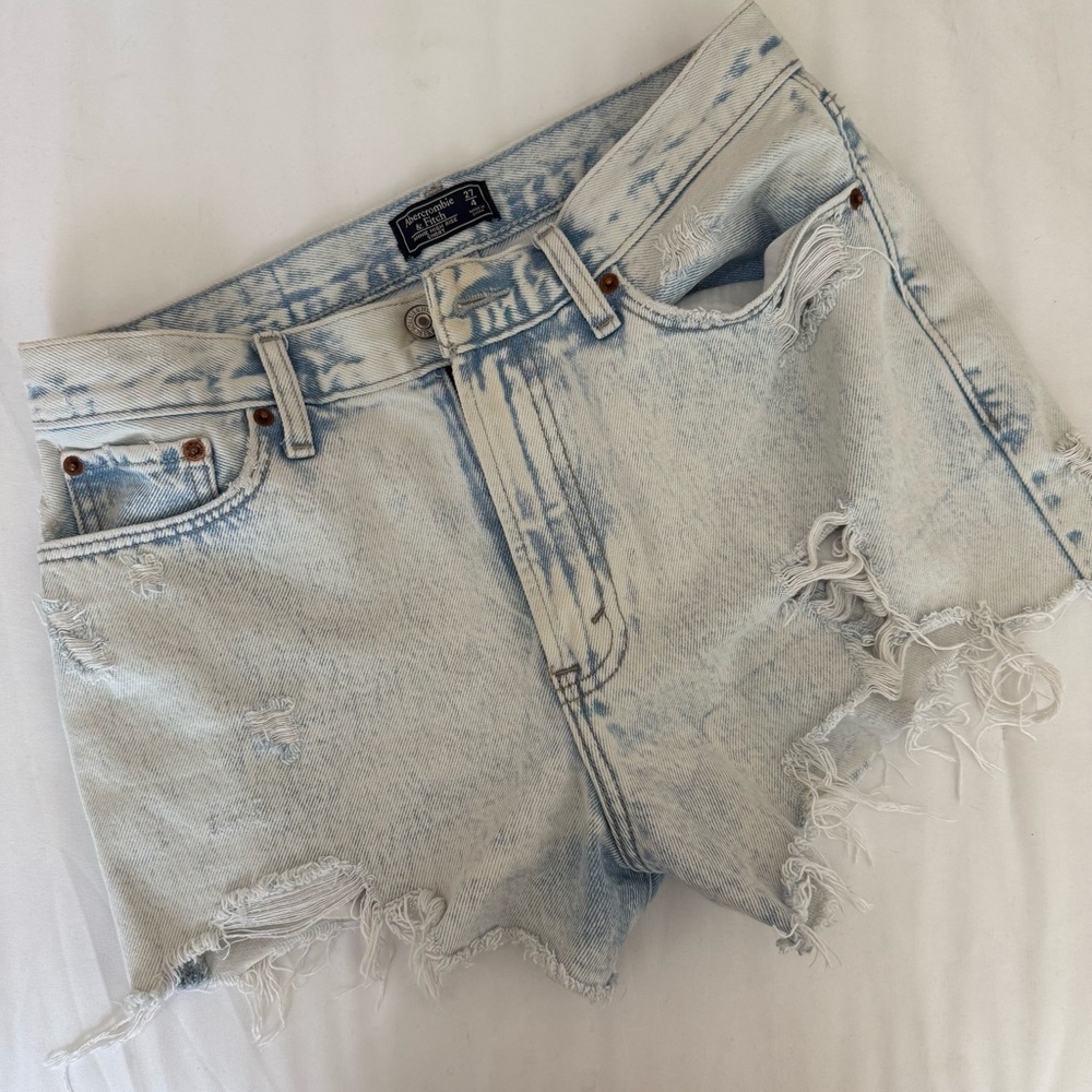 Abercrombie & Fitch Light Wash Jean Shorts
